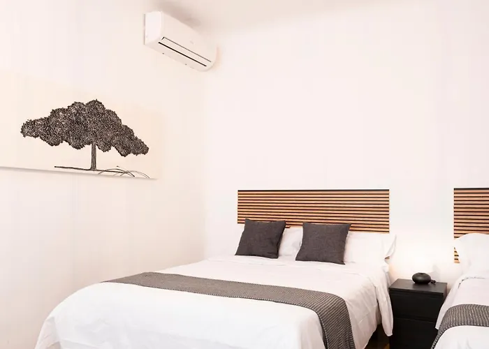 Encanto Nazari, By Daimar * Grenada